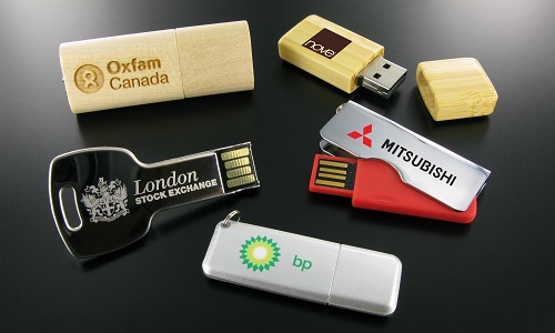 souvenir acara kantor flashdisk